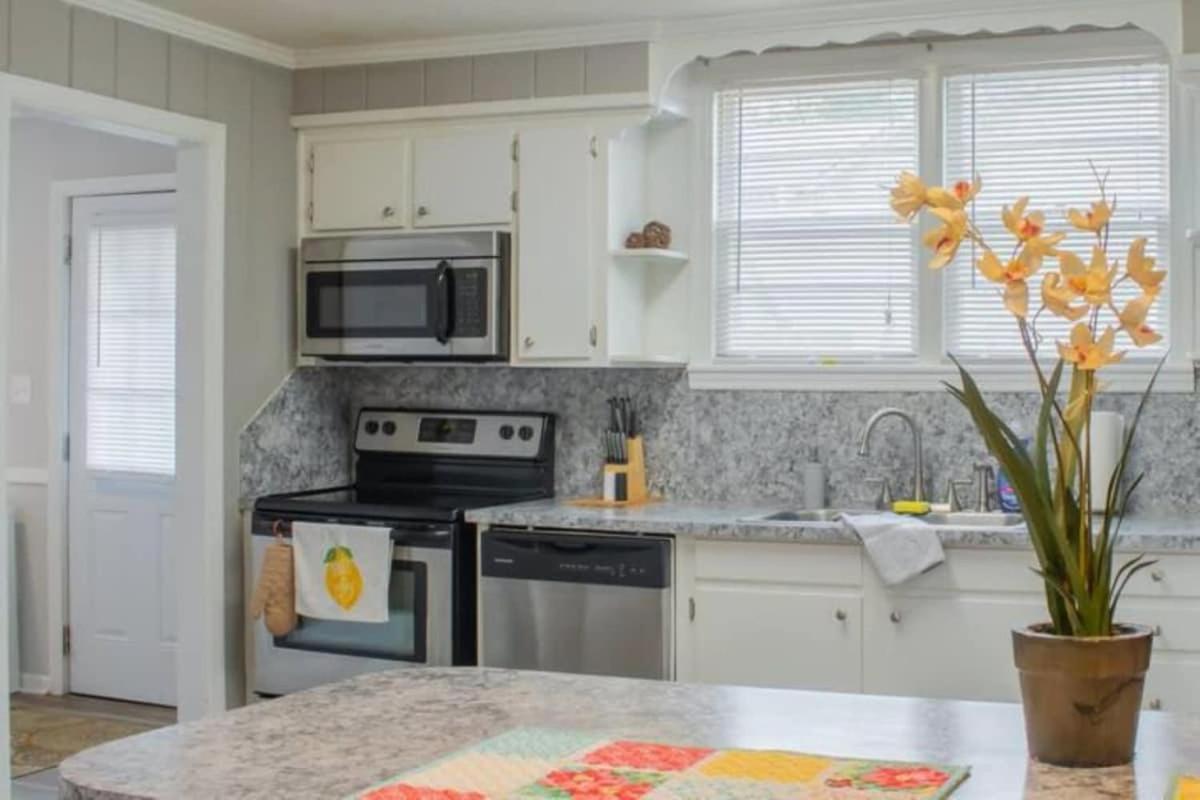 The Graduation Getaway Near Downtown & Benning Villa Columbus Luaran gambar