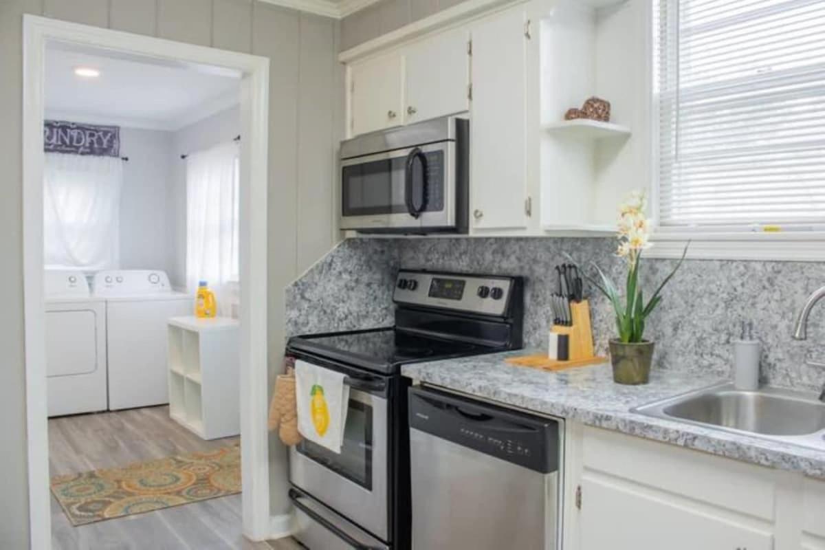 The Graduation Getaway Near Downtown & Benning Villa Columbus Luaran gambar